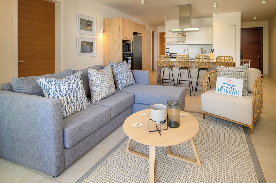 Basic Apartment | Private kitchen | Full-size fridge, microwave, oven, dishwasher