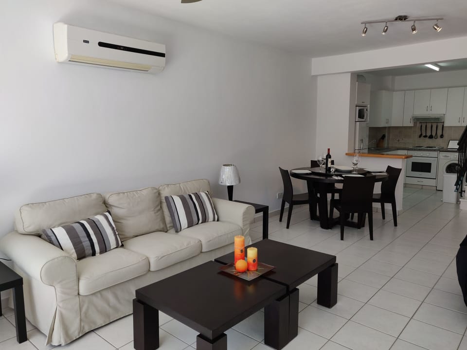 House | Living area | TV