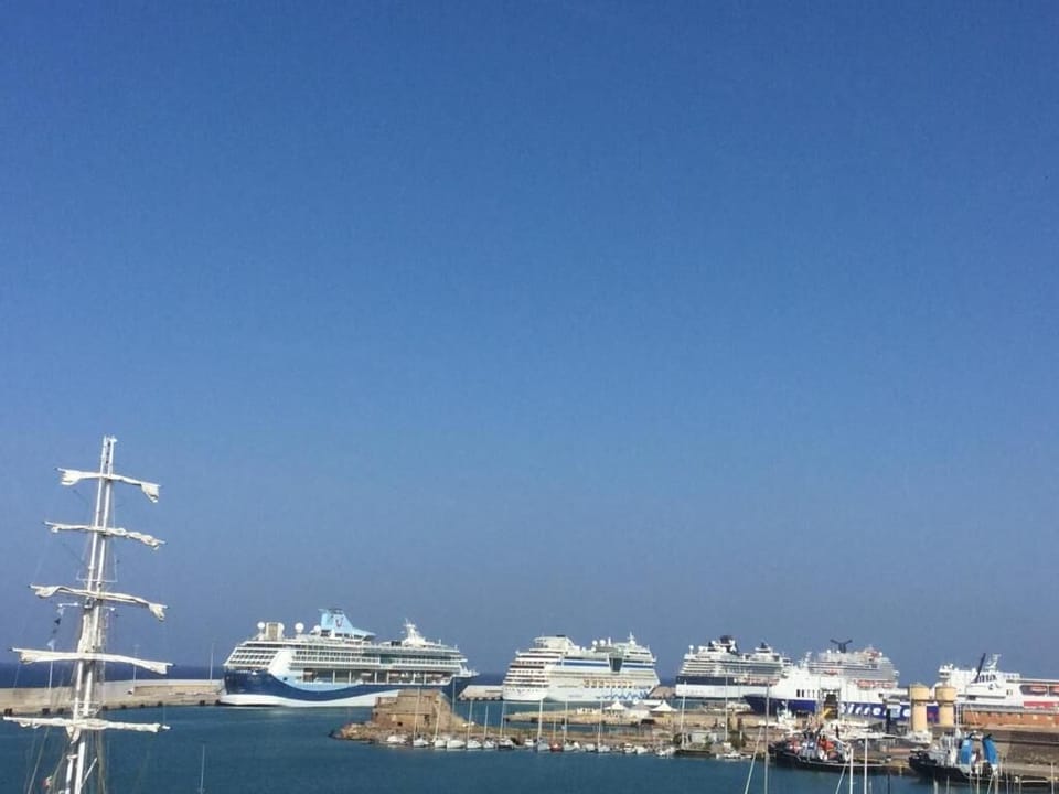 Marina