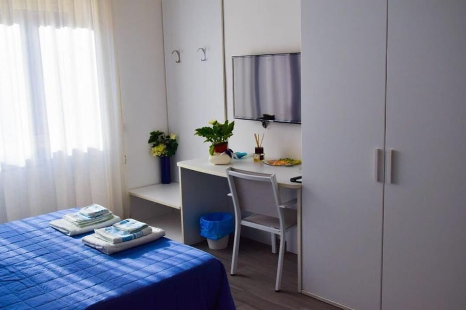 Soundproofing, free WiFi