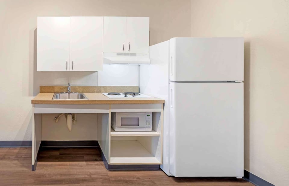 Studio, 1 Queen Bed, Accessible, Non Smoking | Private kitchen | Fridge, microwave, stovetop, coffee/tea maker