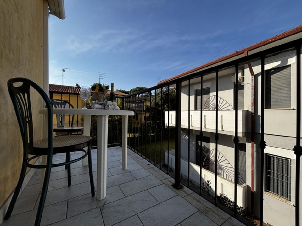 Apartment, 2 Bedrooms, Balcony | Balcony