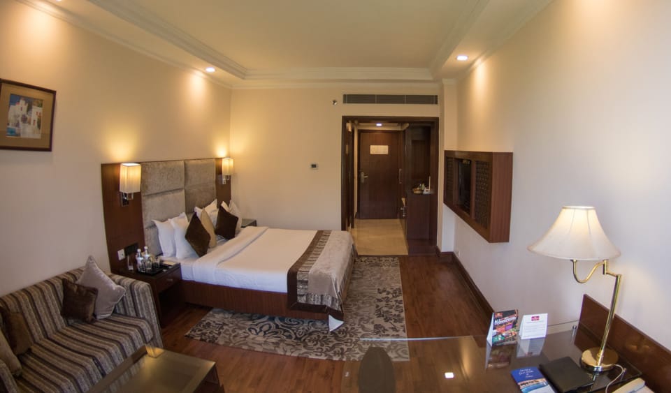 Premium bedding, Select Comfort beds, free minibar items, in-room safe