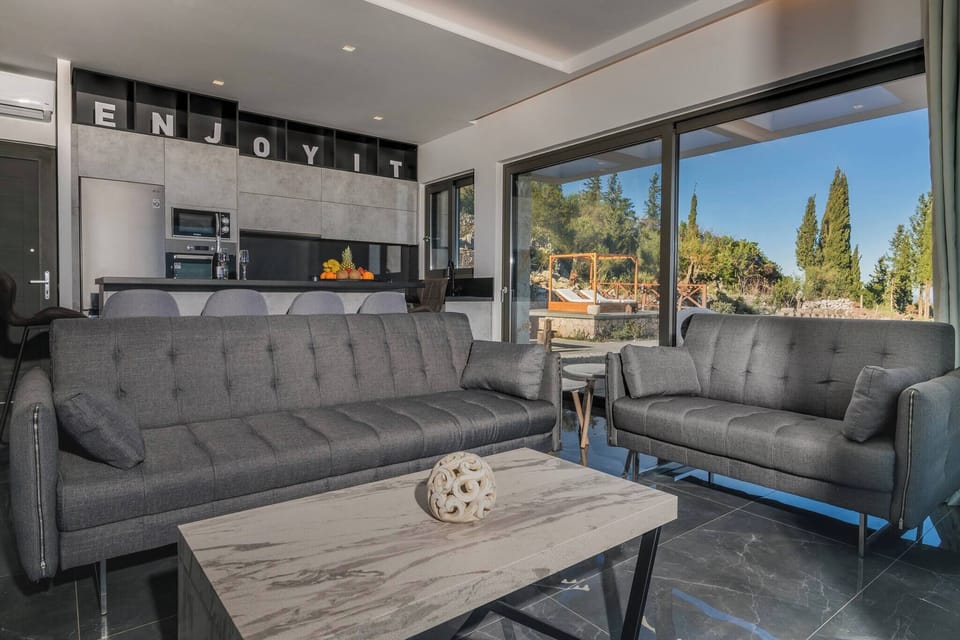 Villa, 2 Bedrooms, Patio, Garden View | Interior