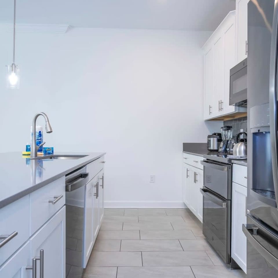 House | 4 bedrooms, high-speed internet