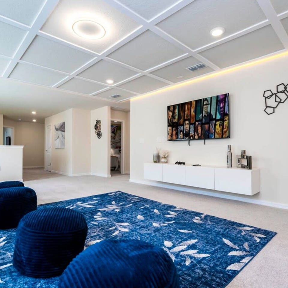 House | 7 bedrooms, iron/ironing board, high-speed internet