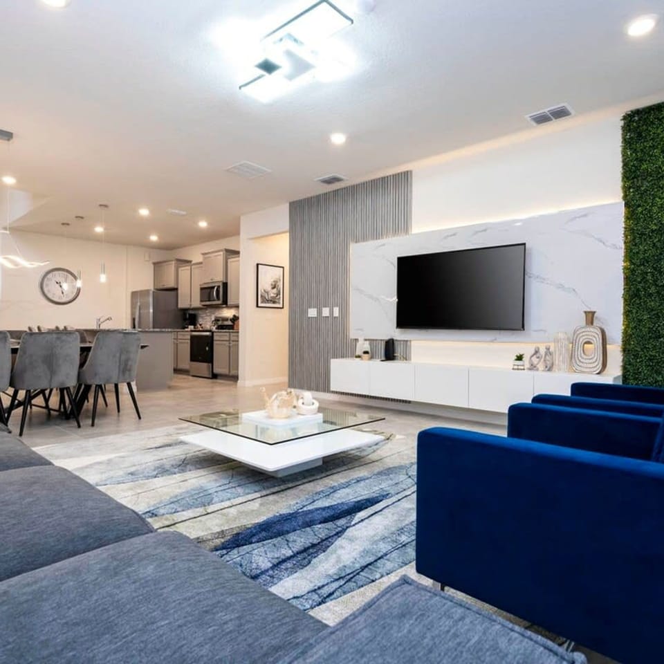 House | 7 bedrooms, iron/ironing board, high-speed internet