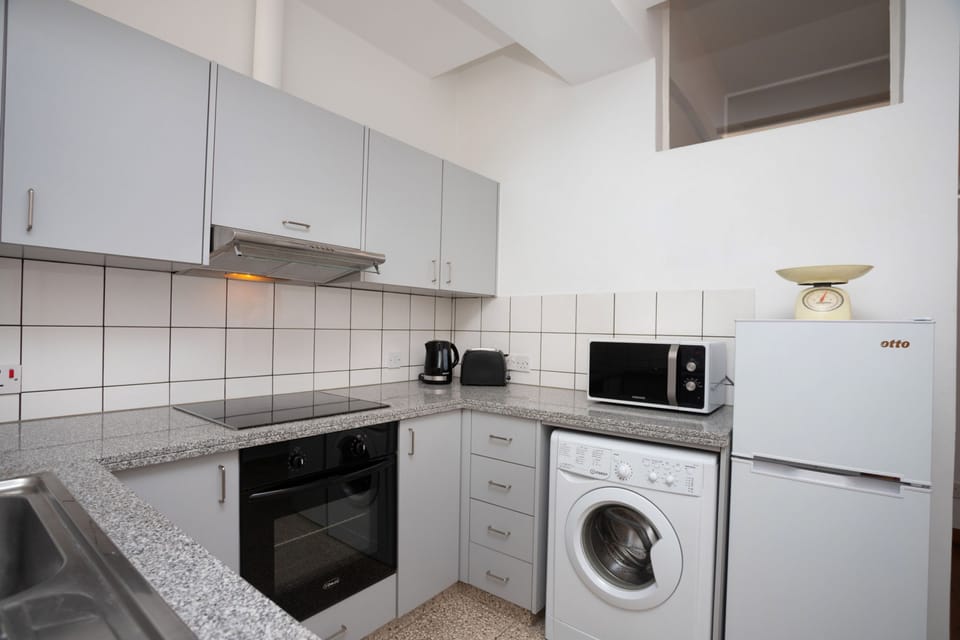 House | 1 bedroom