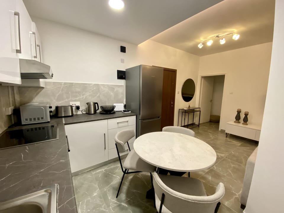 House | 1 bedroom