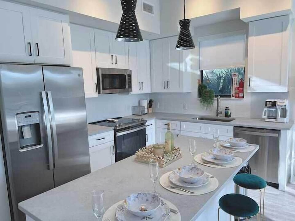 Luxury Apartment | Private kitchen | Eco-friendly cleaning products, paper towels
