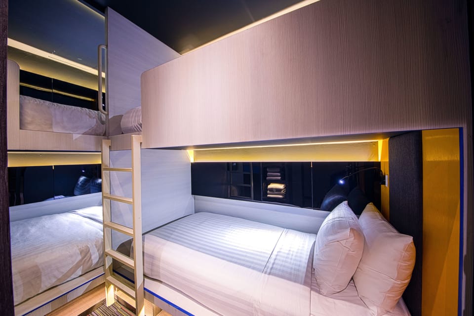 Minibar, in-room safe, soundproofing, WiFi (free)