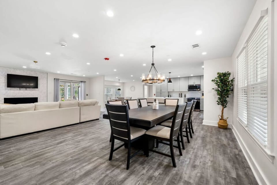 House | 6 bedrooms, Internet