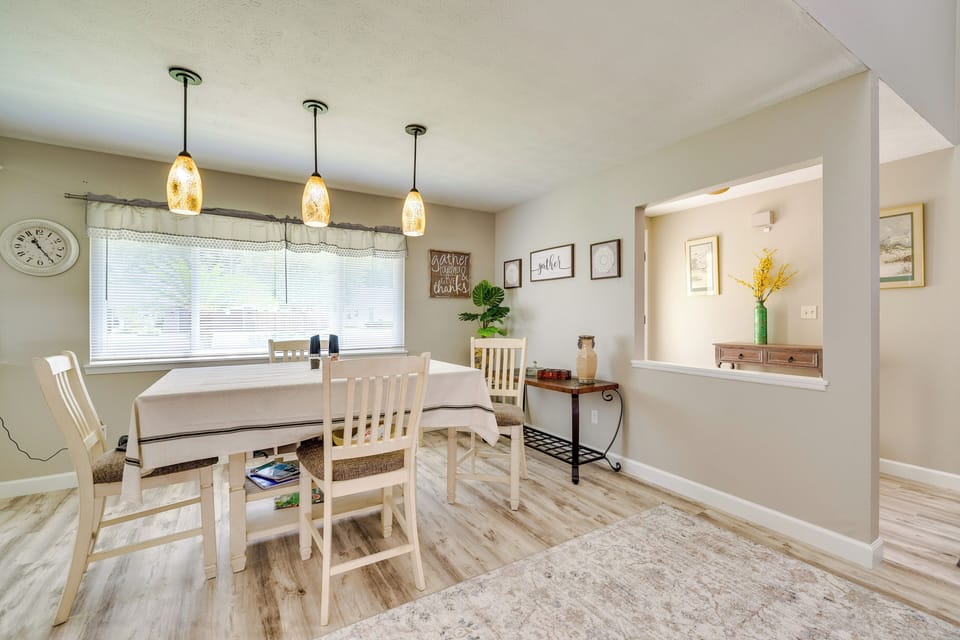 House (3 Bedrooms) | Interior
