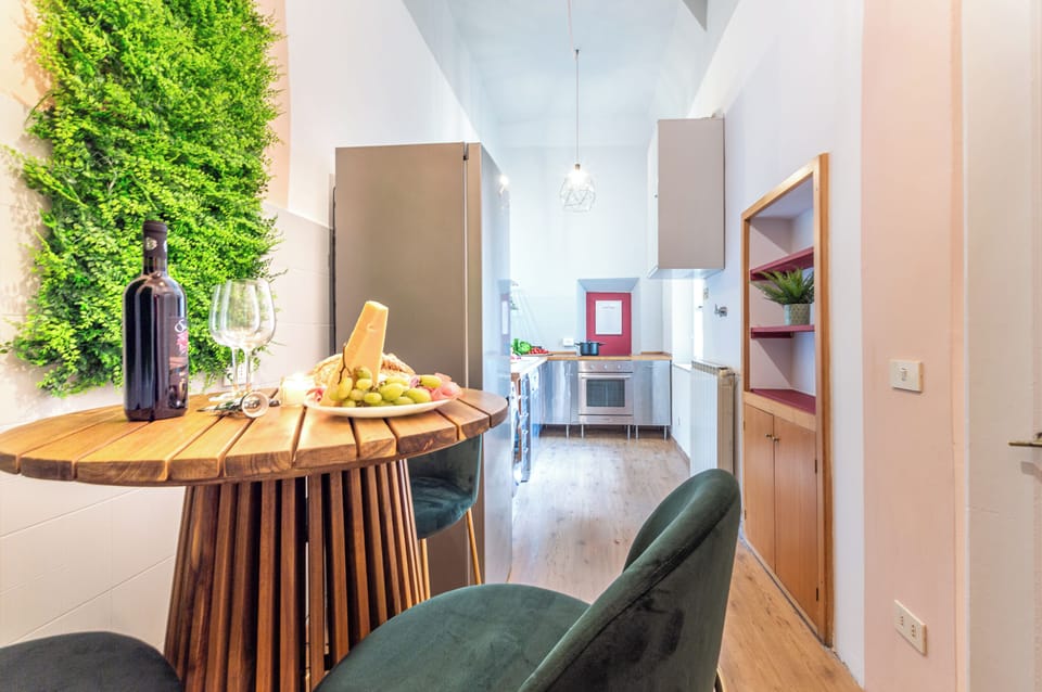 Comfort Apartment | Private kitchen | Fridge, microwave, oven, stovetop