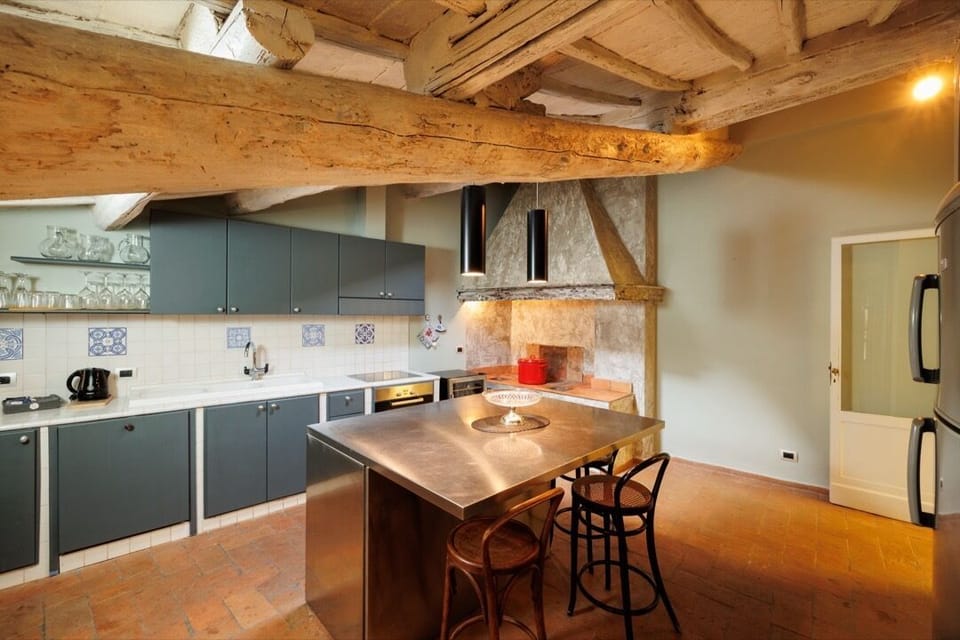 Deluxe Apartment, 2 Bedrooms | Private kitchen | Full-size fridge, oven, stovetop, dishwasher