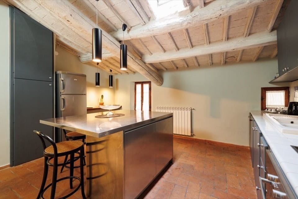 Deluxe Apartment, 2 Bedrooms | Private kitchen | Full-size fridge, oven, stovetop, dishwasher