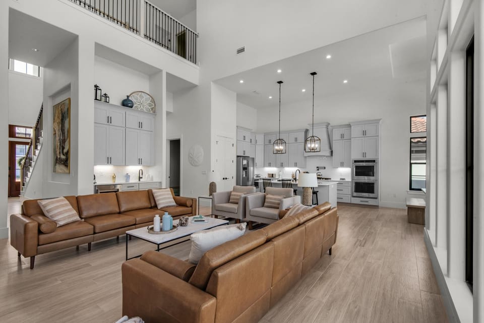 House, Multiple Beds (Casa Mar) | Living area | TV