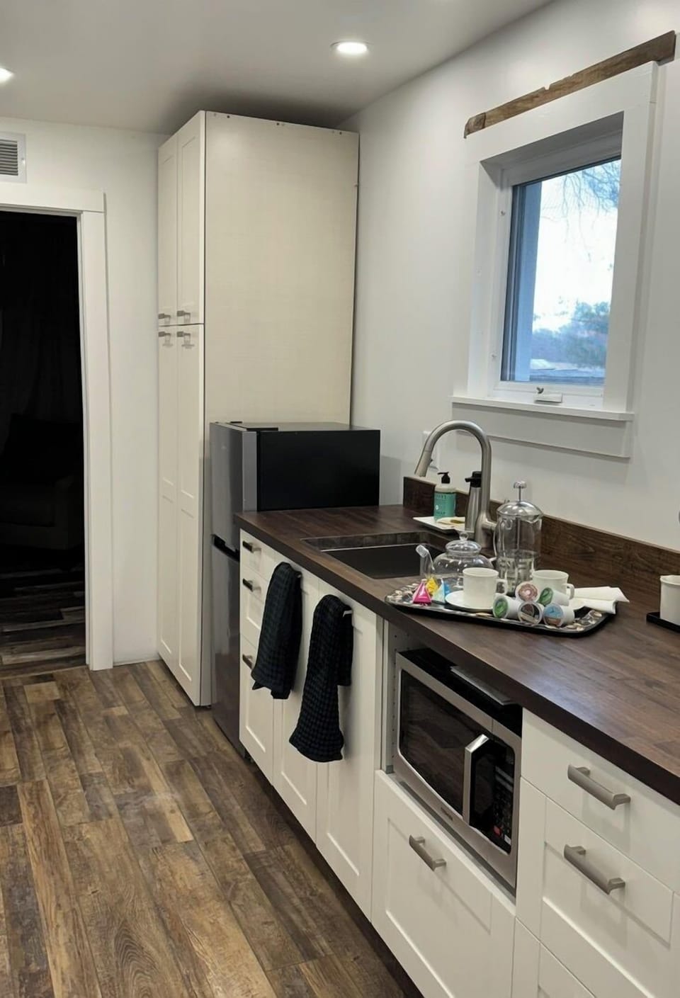 Shared fridge, microwave