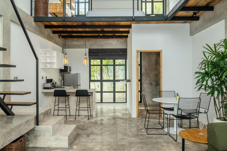 One Bedroom Loft with a Fully Equipped Kitchenette and Private Pool | Living area