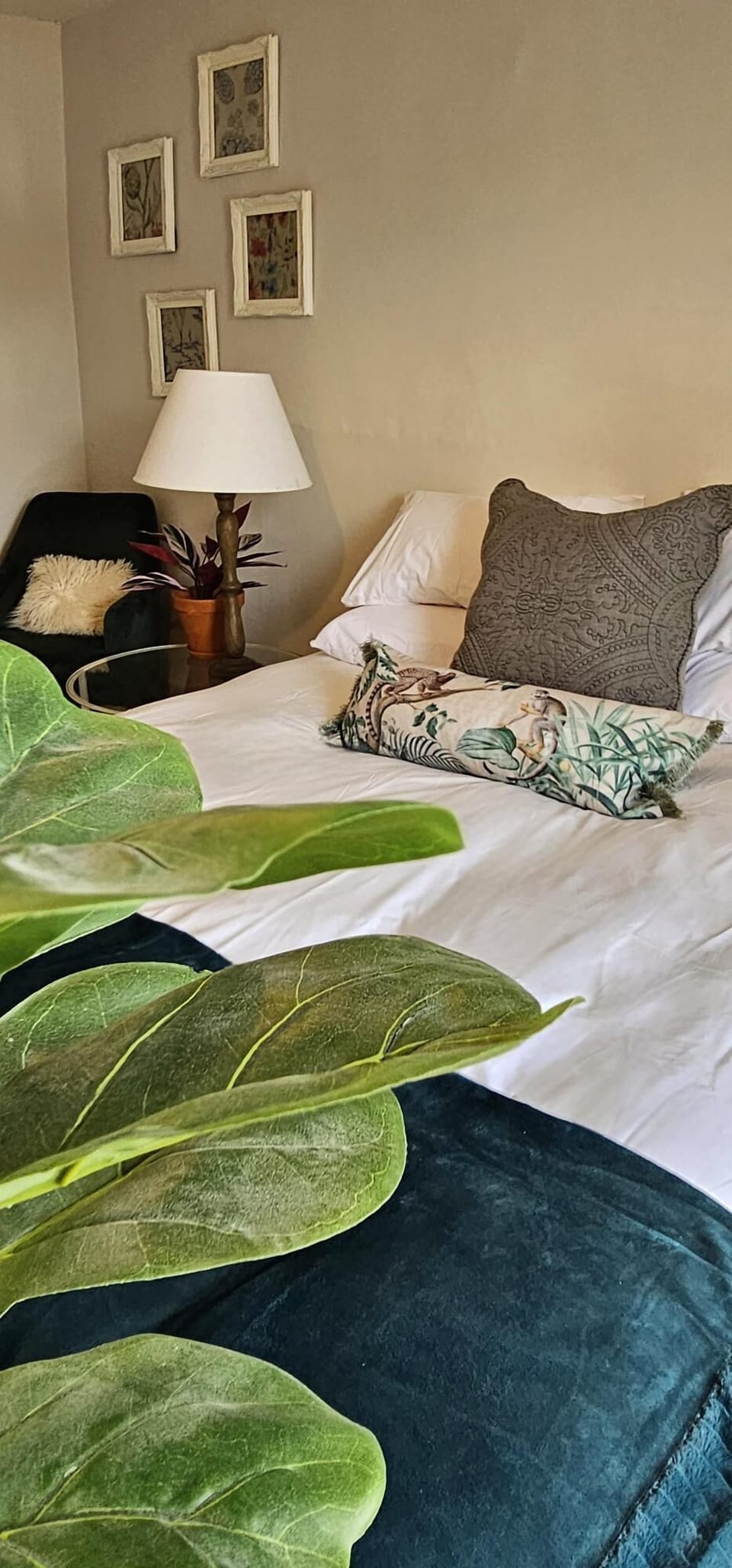 Apartment, Private Bathroom (2 Bedroom) | 2 bedrooms, free WiFi