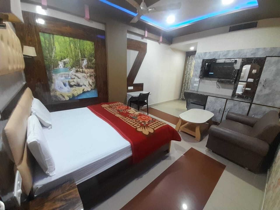 Deluxe Room | Free WiFi