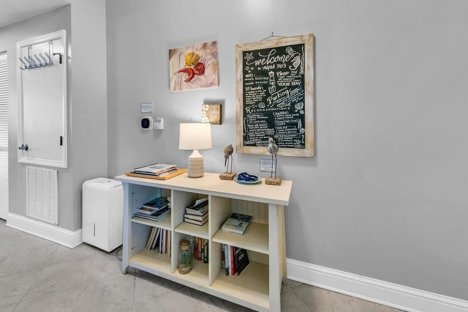 Condo, Multiple Beds (Aqua Resort 903) | Interior