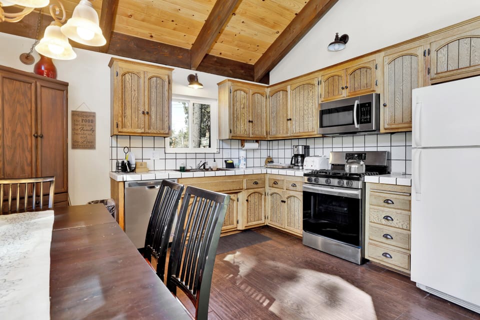 Cabin, Multiple Beds, Patio, Mountain View (2419) | Private kitchen