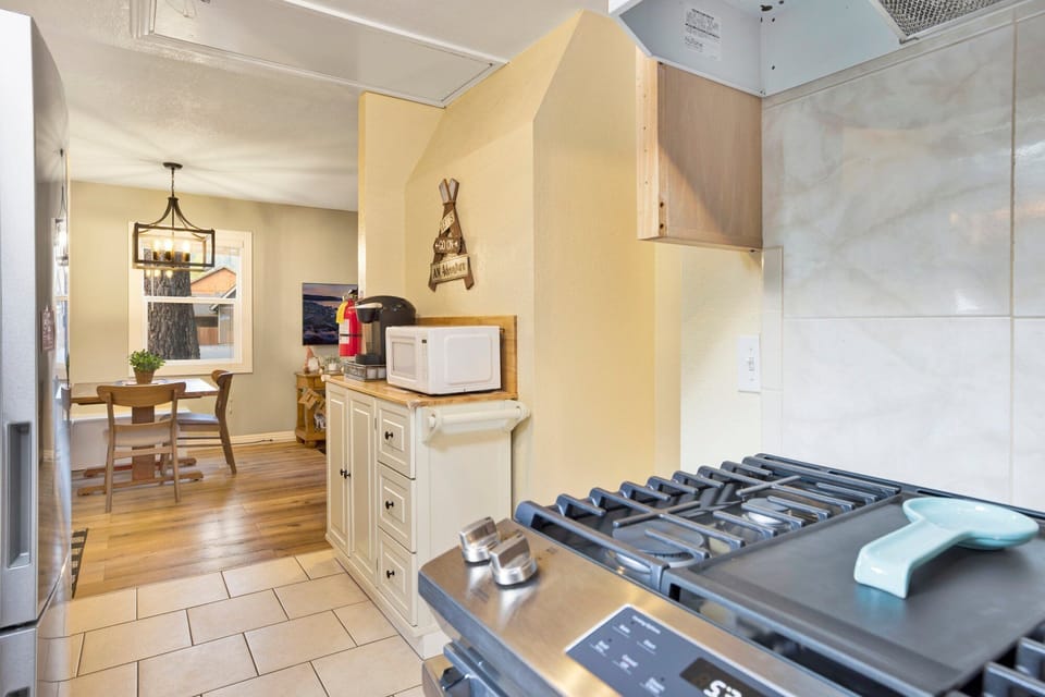 Cabin, 1 Double Bed with Sofa bed, Hot Tub, Mountain View (2315) | Private kitchen | Coffee/tea maker