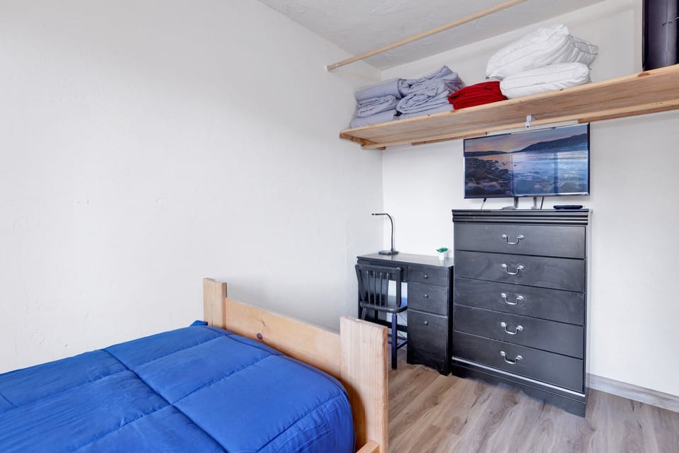Condo, Multiple Beds, Patio, Mountain View (2354) | 2 bedrooms, individually decorated, individually furnished, bed sheets