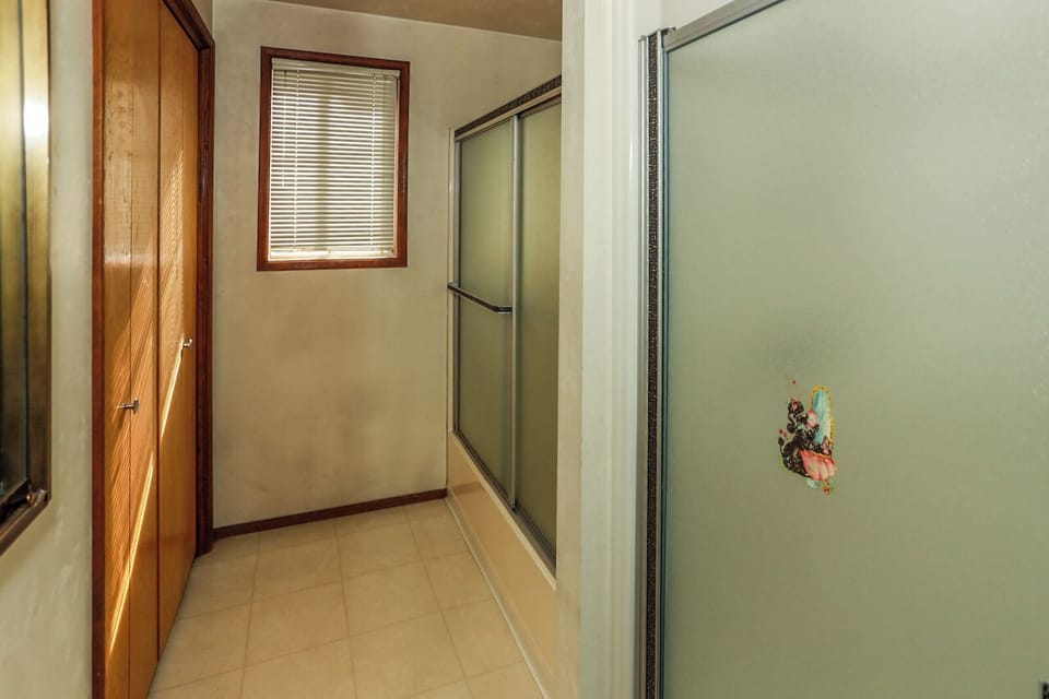 House, Multiple Beds, Balcony, Mountain View (1683) | Bathroom | Designer toiletries, towels, toilet paper