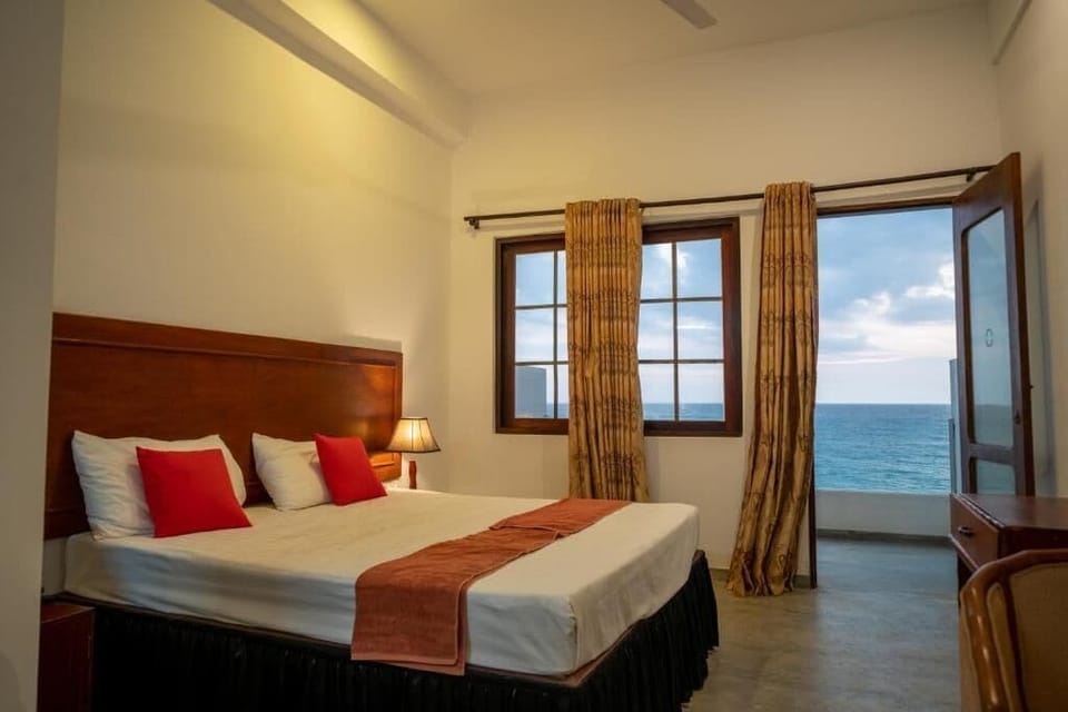 Deluxe Double or Twin Room, Sea View | In-room safe, desk, iron/ironing board, free WiFi