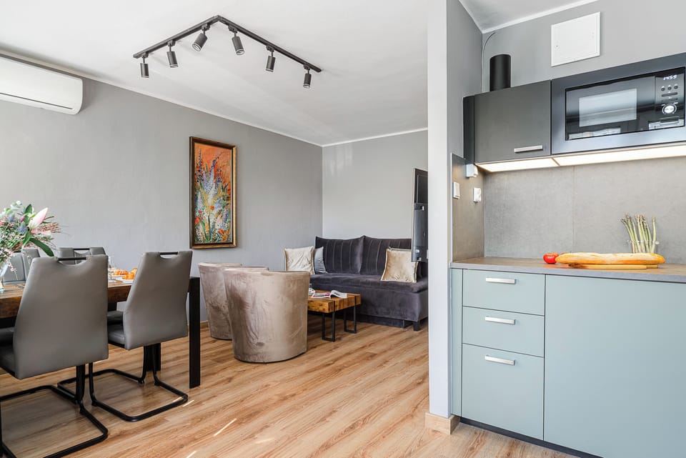 Apartment | Private kitchenette | Fridge, microwave, stovetop, dishwasher