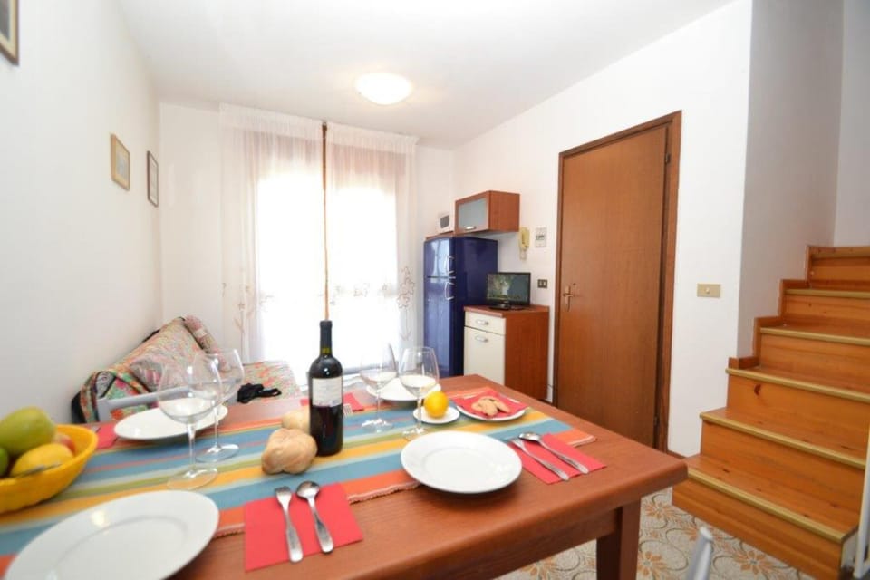 Apartment, 3 Bedrooms, Balcony | Living area