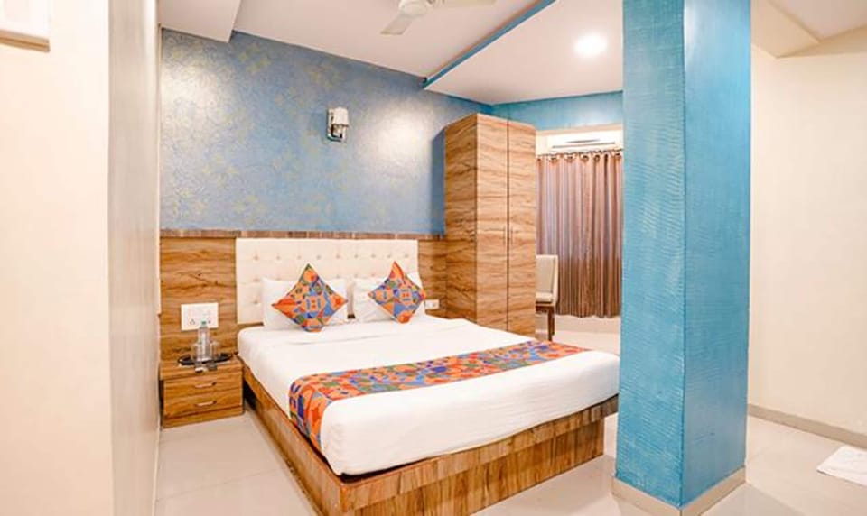 Deluxe Room | Egyptian cotton sheets, premium bedding, in-room safe, free WiFi