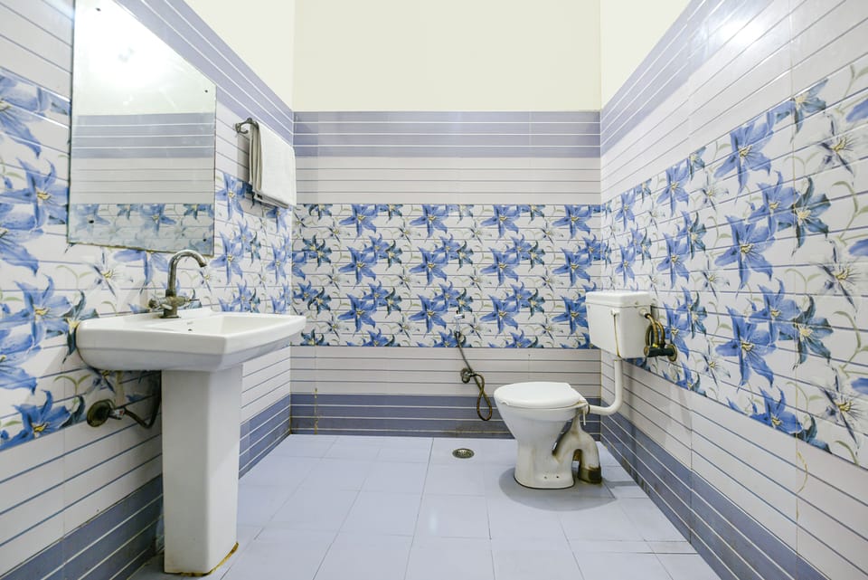 Fabexpress Winsome Inn Hotel in Noida