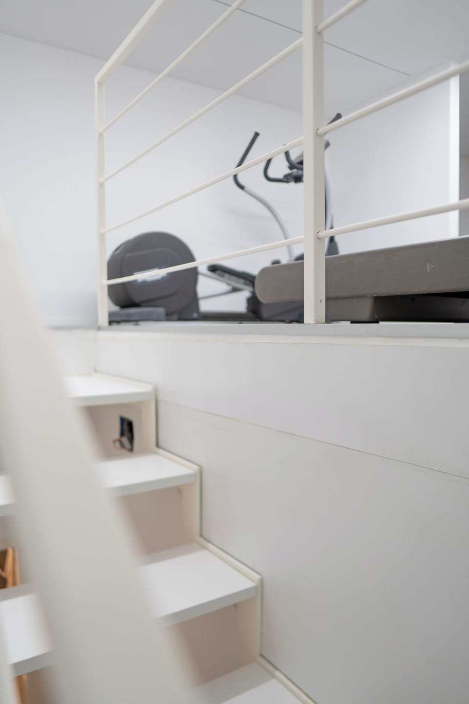 Comfort Apartment, No Windows | Hypo-allergenic bedding available, down comforters, pillowtop beds