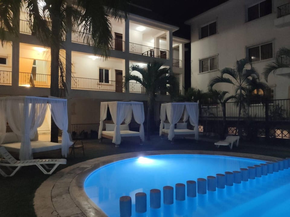 Apartment | Pool | Outdoor pool