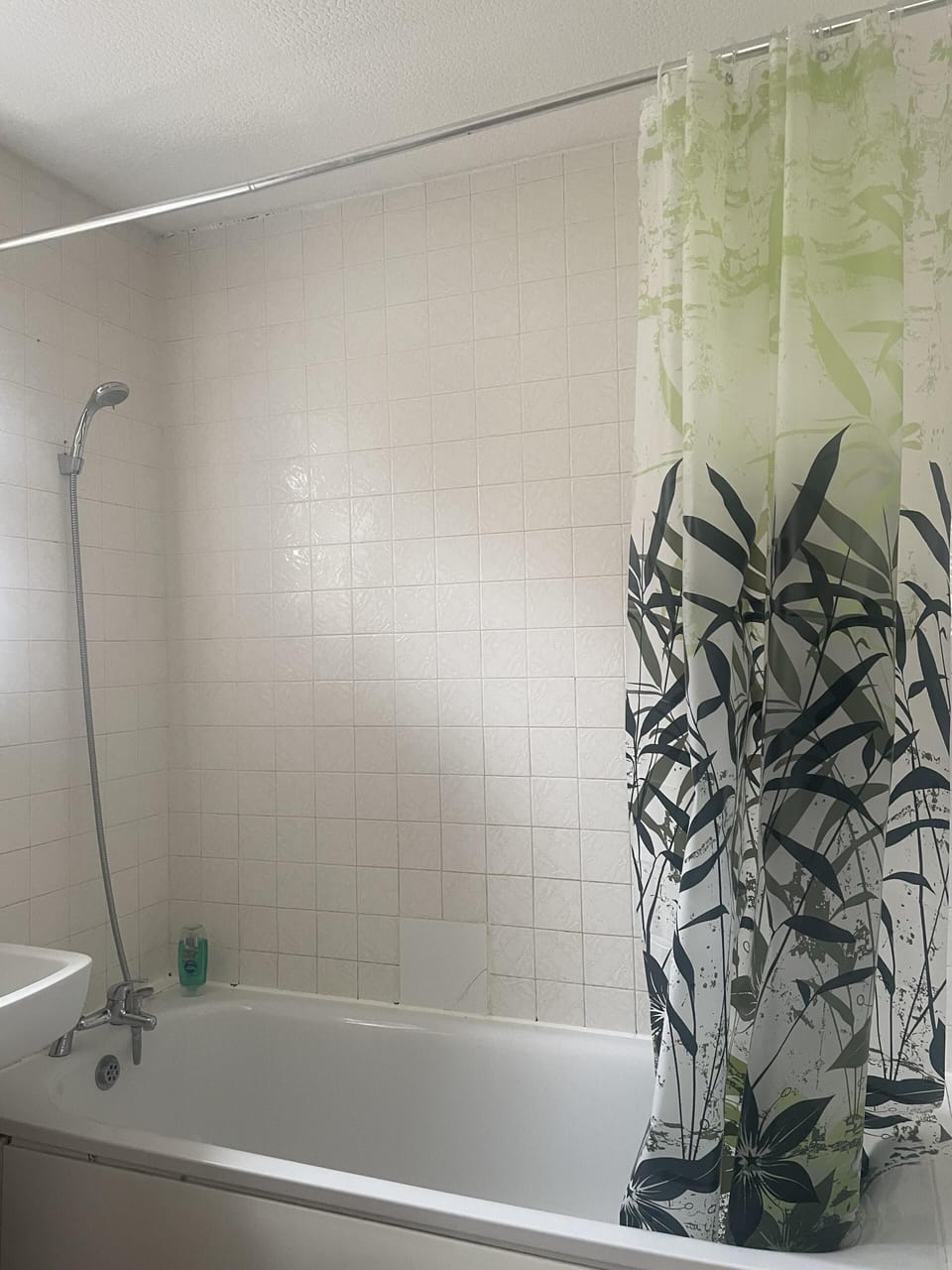 House | Bathroom | Shower, towels