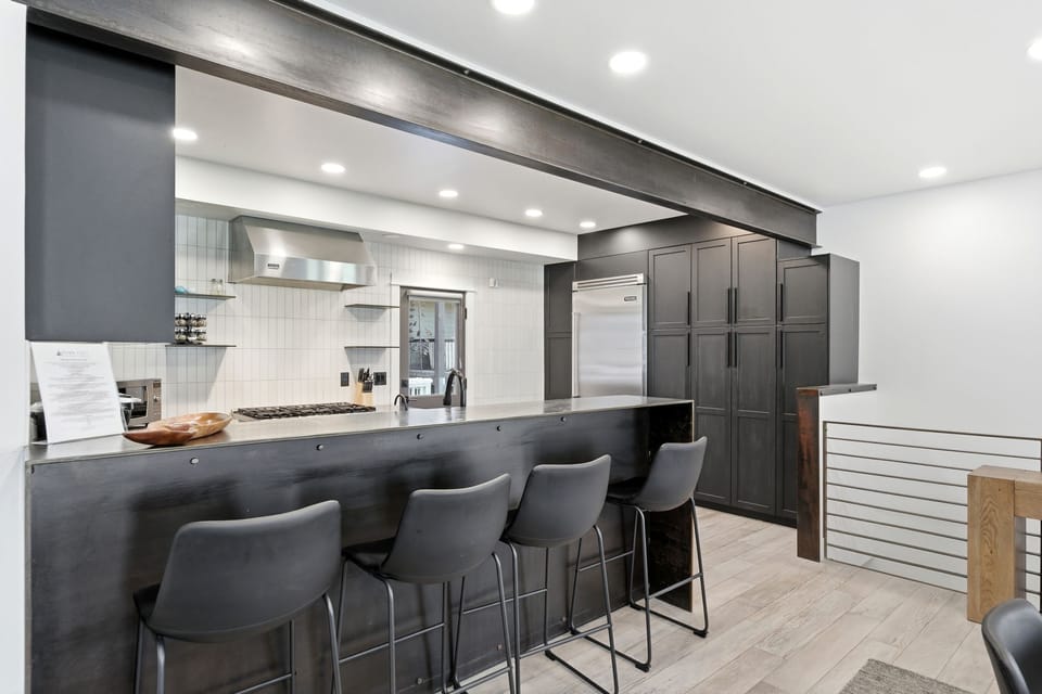 House | Private kitchen | Full-size fridge, microwave, oven, stovetop