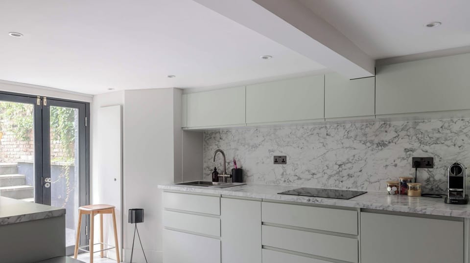 House | 3 bedrooms, iron/ironing board, Internet