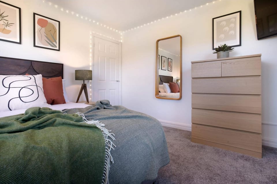 House | 1 bedroom, desk, iron/ironing board, Internet