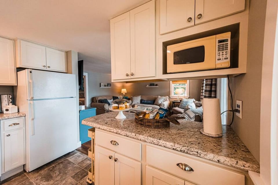House | 2 bedrooms, iron/ironing board, Internet
