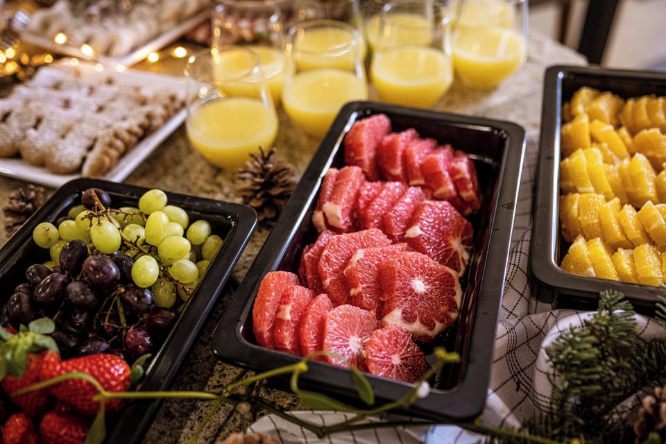 Daily buffet breakfast for a fee