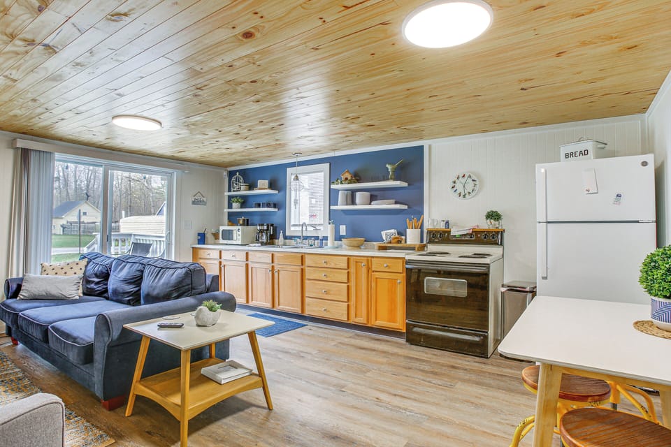 House (1 Bedroom) | Interior