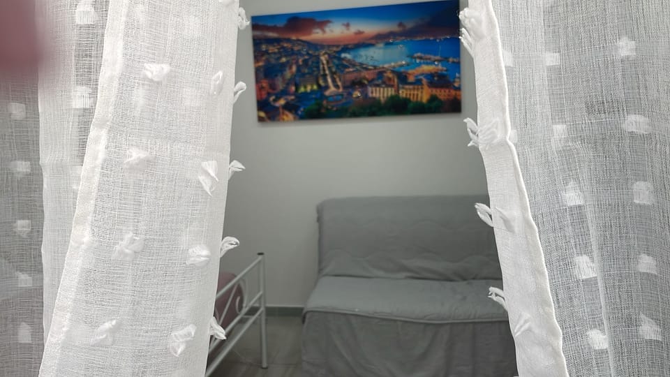 Standard Quadruple Room | Free WiFi, bed sheets