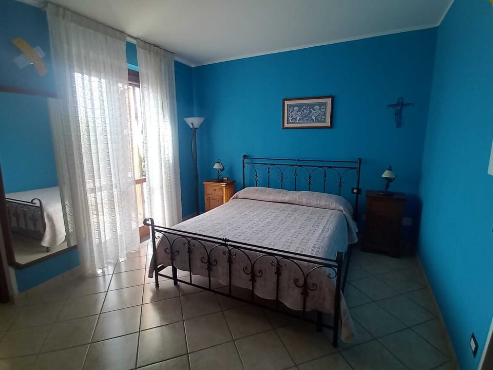 Basic Room, Sea View | Iron/ironing board, free WiFi