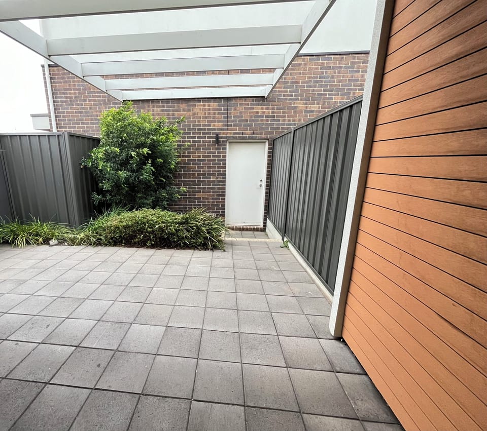 2 bedrooms, blackout drapes, iron/ironing board, free WiFi