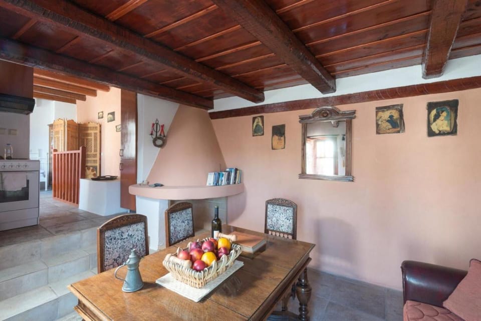 Villa | Dining