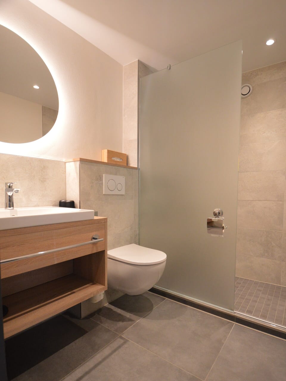 Standard Double Room | Bathroom | Hair dryer, towels