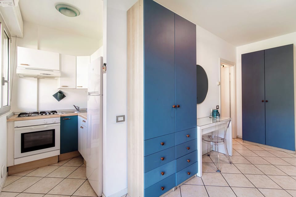 Apartment, Balcony | Private kitchenette | Full-size fridge, oven, stovetop, espresso maker